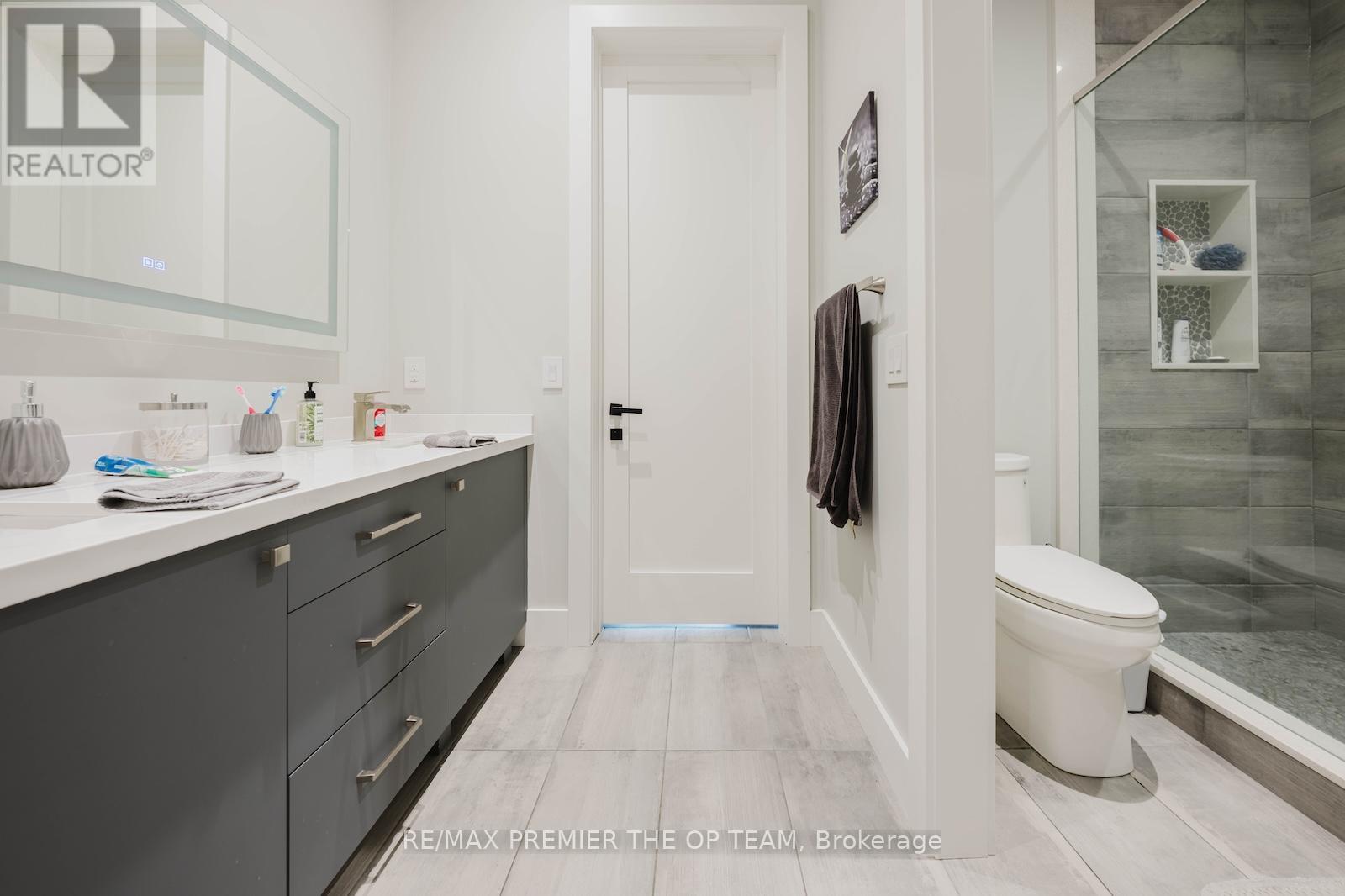54 CHELTENHAM AVENUE - 24
