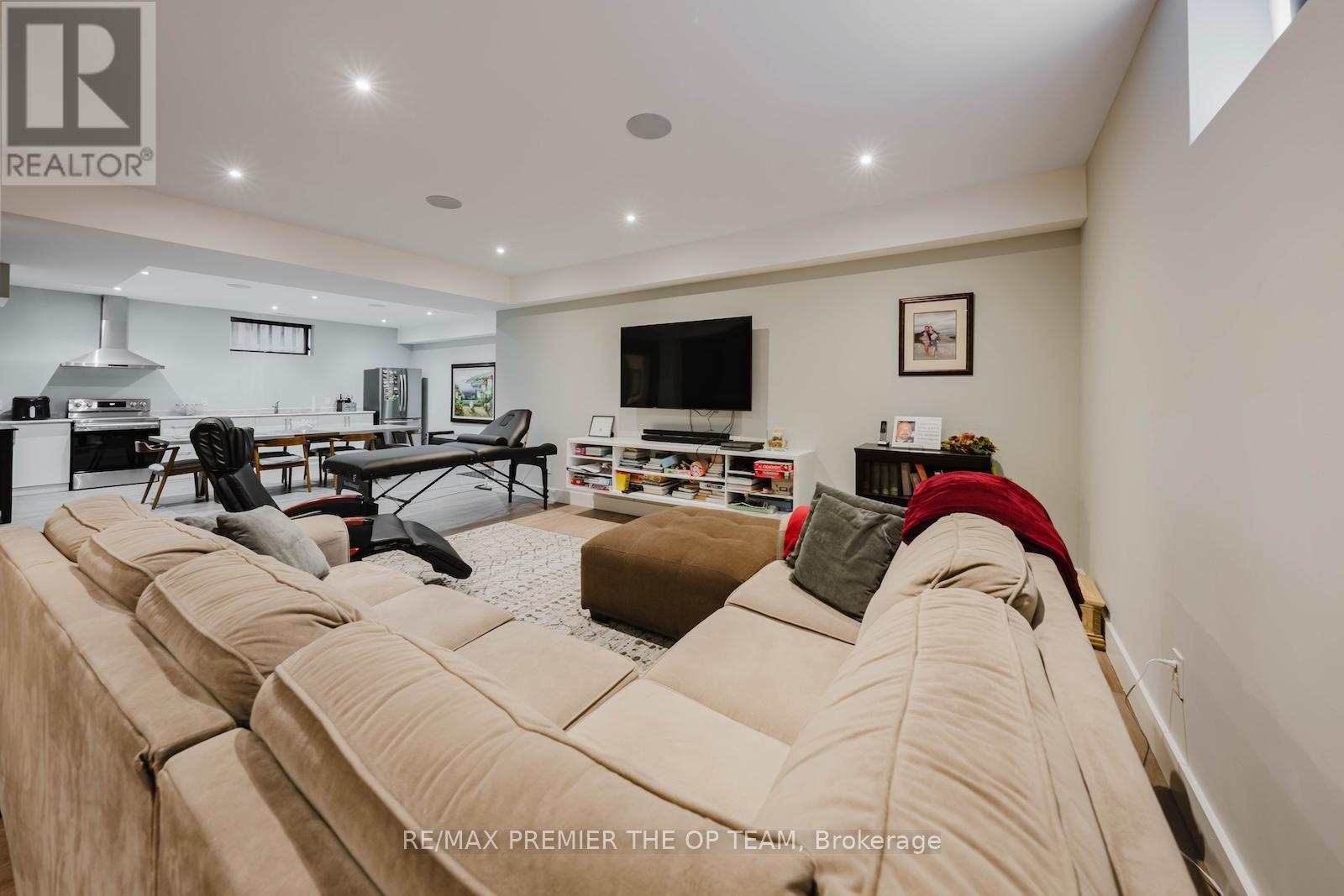 54 CHELTENHAM AVENUE - Image 37