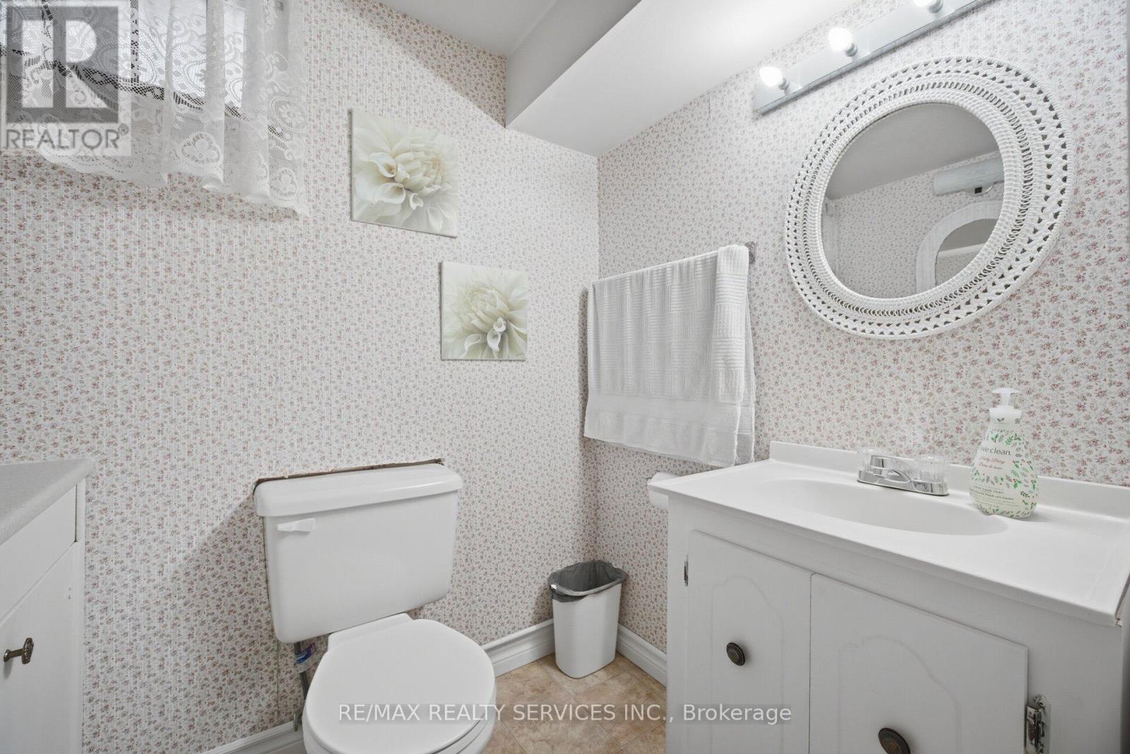 15 FERNDALE CRESCENT - Image 30