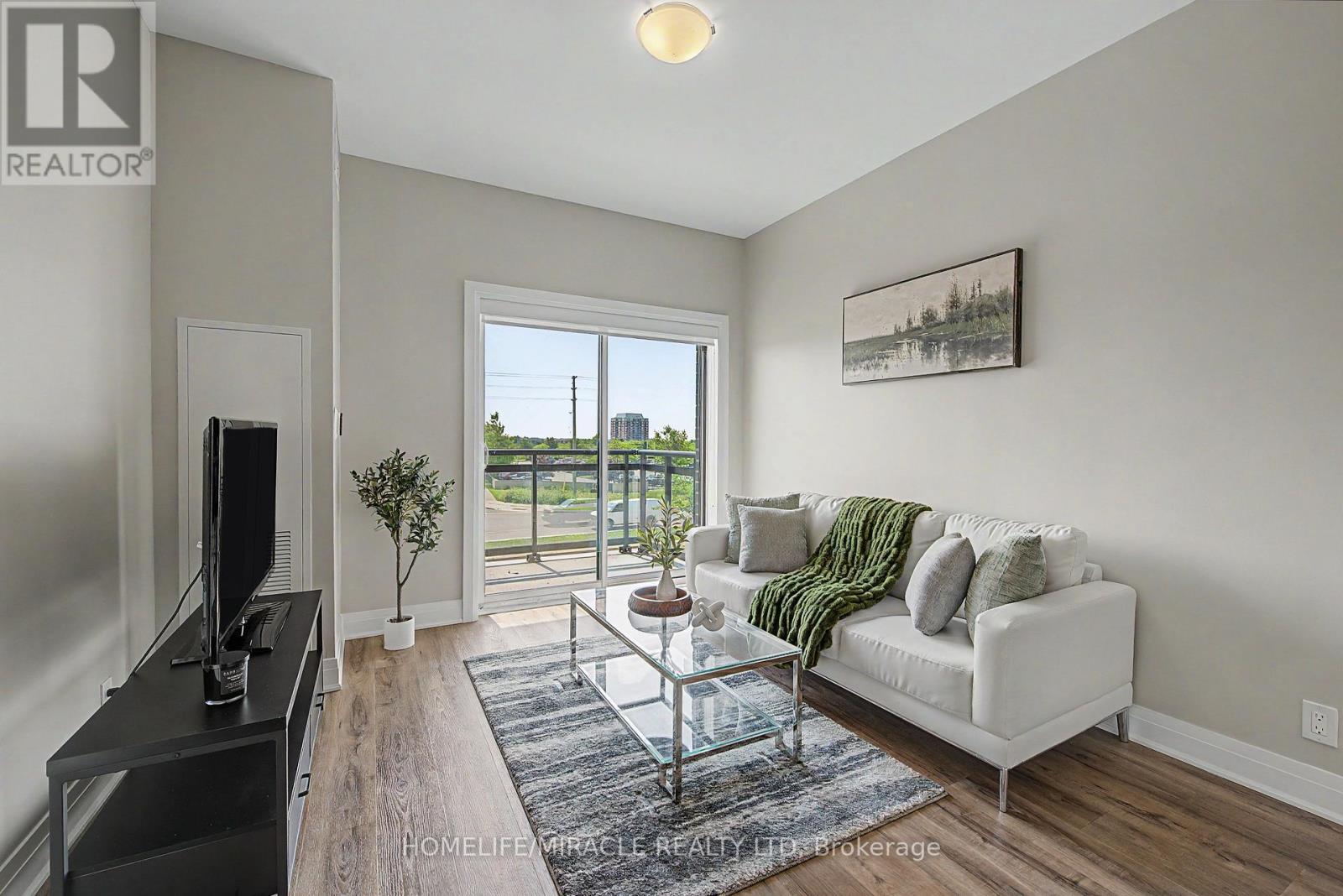 #215 102 GROVEWOOD COMMON - Image 20