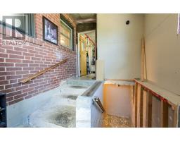 8 Yvonne Avenue N, Toronto, ON M3L1C7 Photo 32
