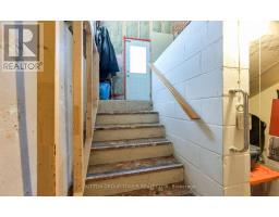 8 Yvonne Avenue N, Toronto, ON M3L1C7 Photo 33