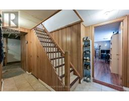 8 Yvonne Avenue N, Toronto, ON M3L1C7 Photo 35