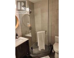201 - 15 Ennerdale Road, Toronto, ON M6E4C2 Photo 9