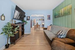 303 Chalmers Avenue, Winnipeg, MB R2L0G1 Photo 8