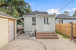 303 Chalmers Avenue, Winnipeg, MB R2L0G1 Photo 27