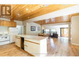 1226 Baseline Road, Gravenhurst, ON P0E1N0 Photo 10