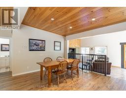 1226 Baseline Road, Gravenhurst, ON P0E1N0 Photo 11