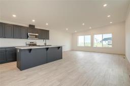 140 Prairie Oak Drive, Mitchell, MB R5G2W2 Photo 8