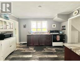 13 Beaumont Avenue thumbnail 13