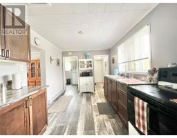13 Beaumont Avenue thumbnail 11
