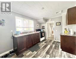 13 Beaumont Avenue thumbnail 12