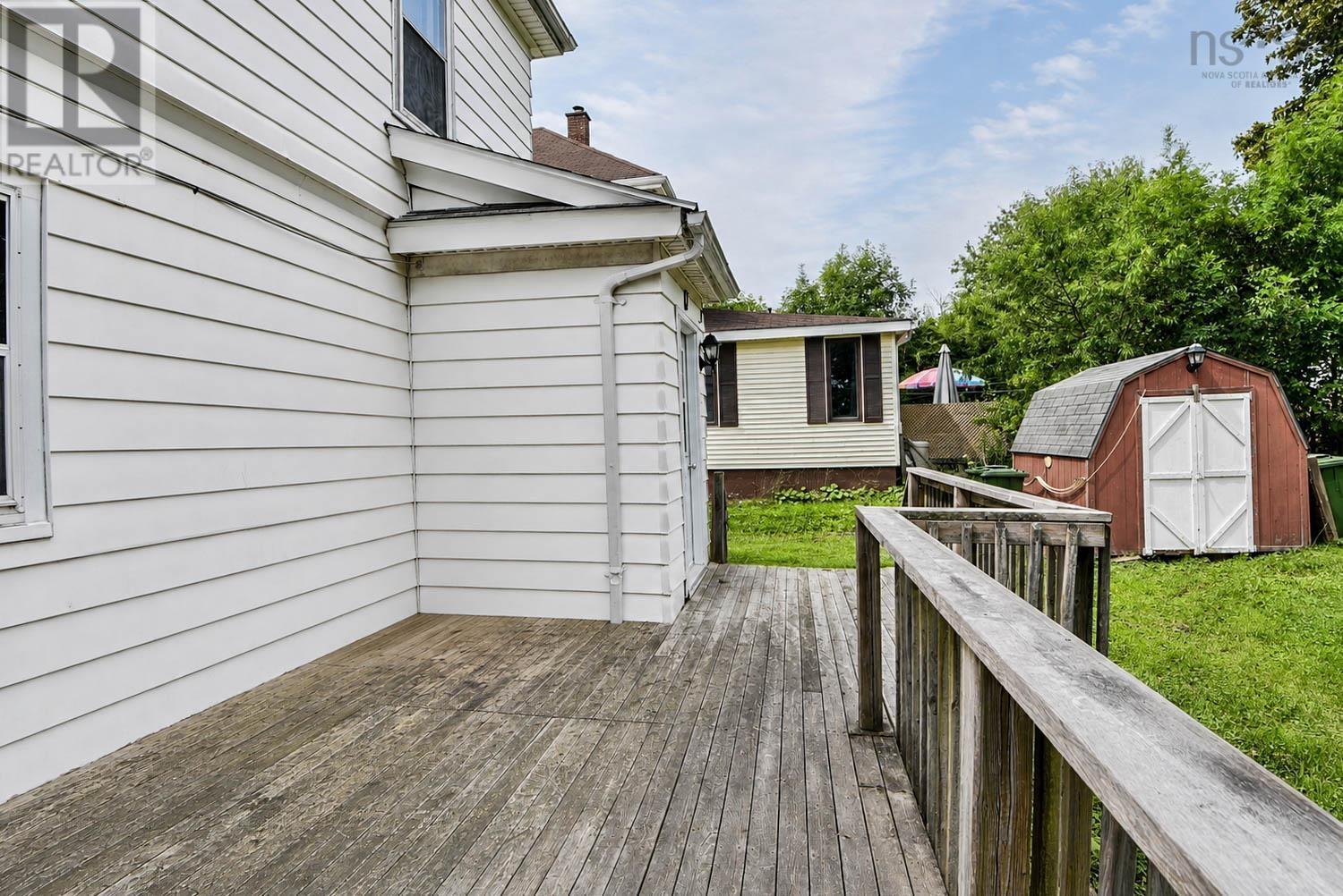 65 View Street - 25