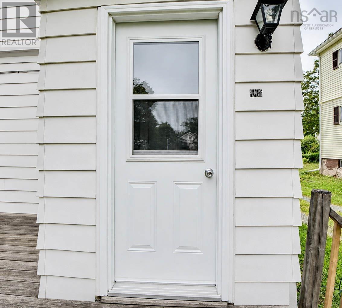 65 View Street - 26