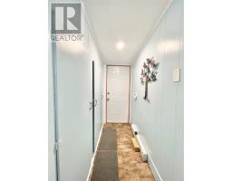 13 Beaumont Avenue thumbnail 17