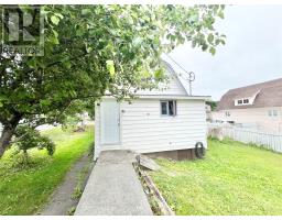 13 Beaumont Avenue thumbnail 7