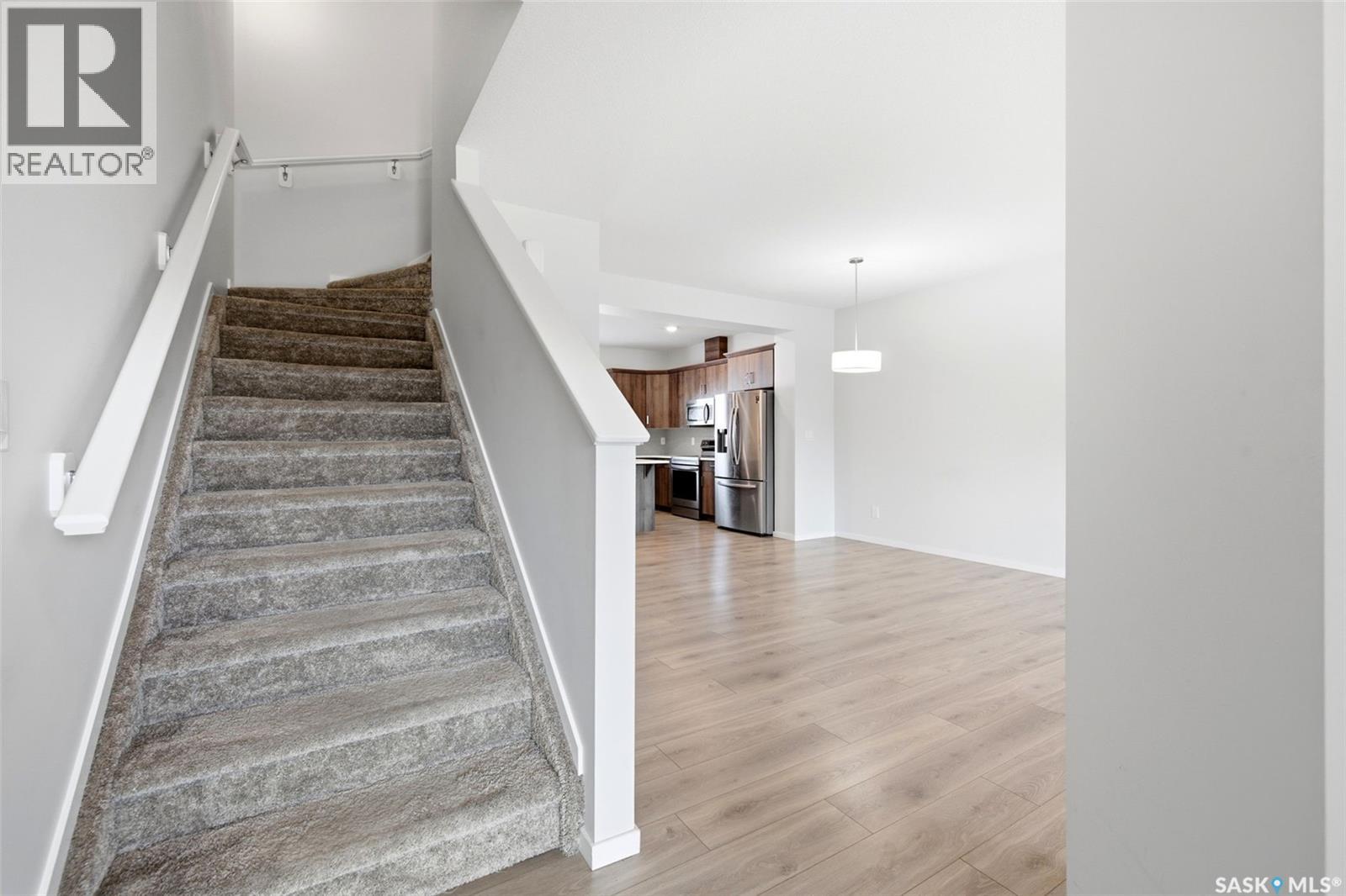 5116 Primrose Green DRIVE E, Regina — photo 2