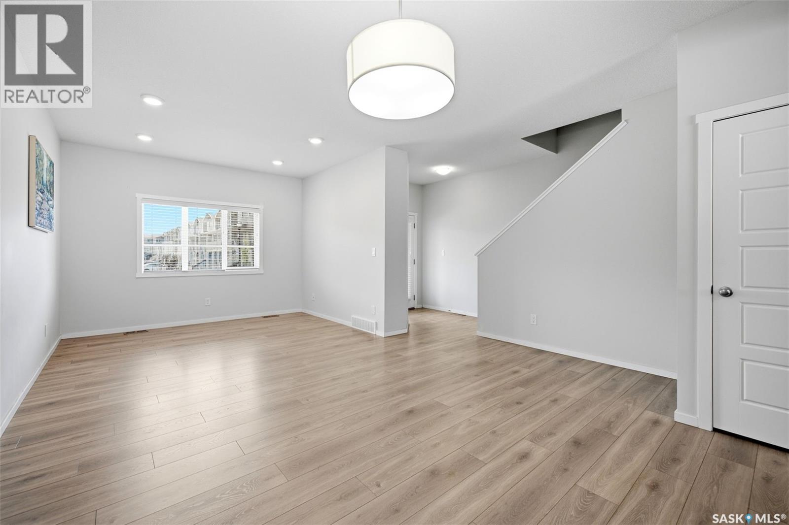 5116 Primrose Green DRIVE E, Regina — photo 3