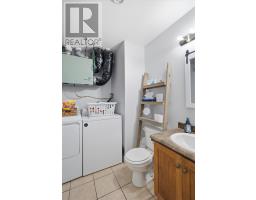 134 St. Thomas Line thumbnail 10