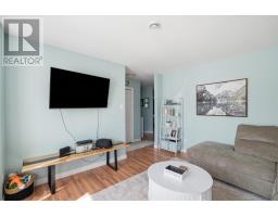 134 St. Thomas Line thumbnail 4