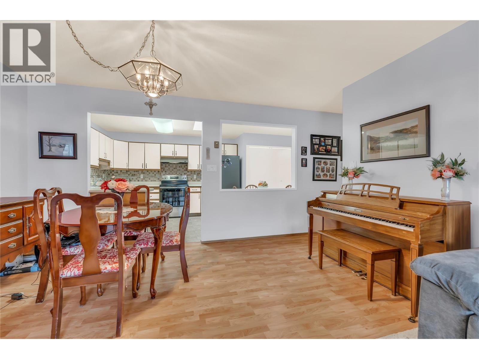 272 Green Avenue W Unit# 402, Penticton