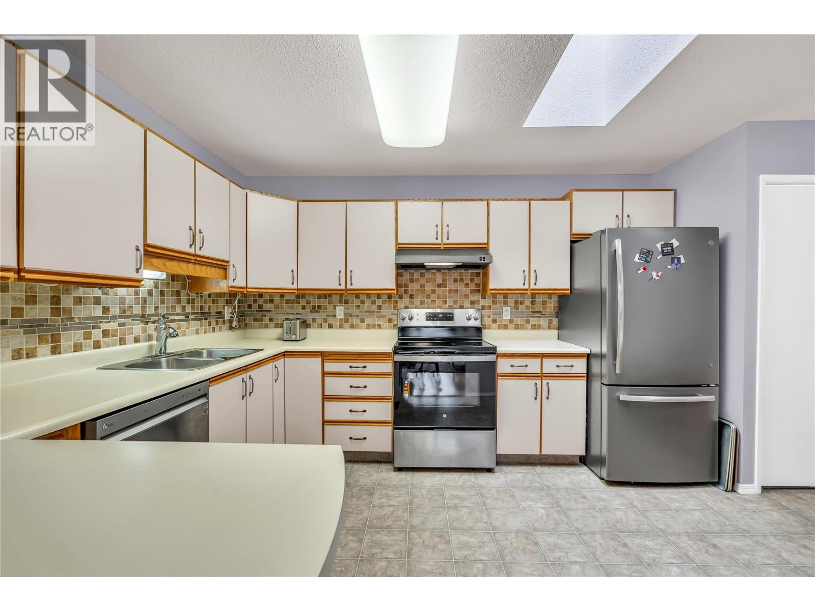 272 Green Avenue W Unit# 402, Penticton