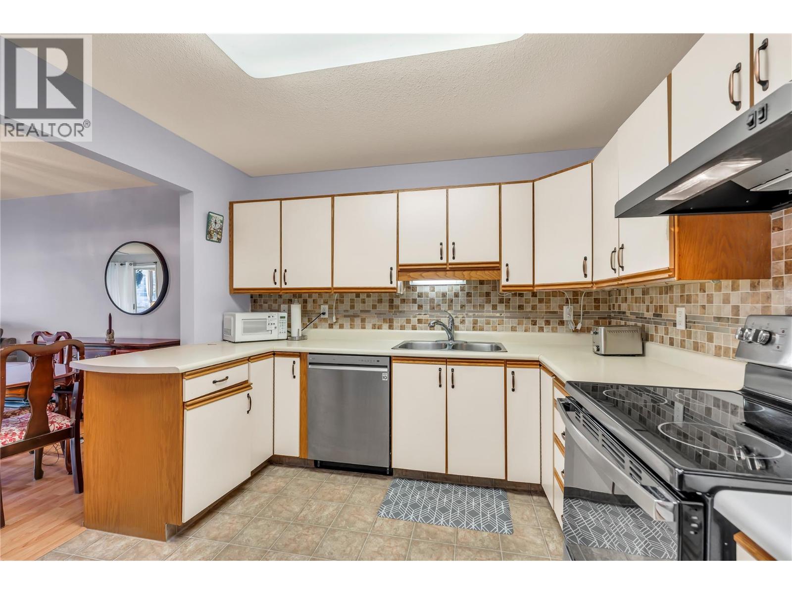 272 Green Avenue W Unit# 402, Penticton