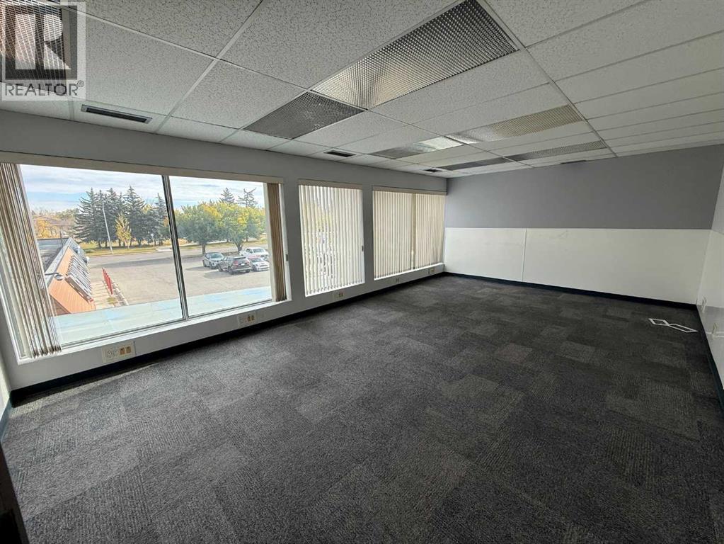 687930 Bowness Road Northwest - Photo 14