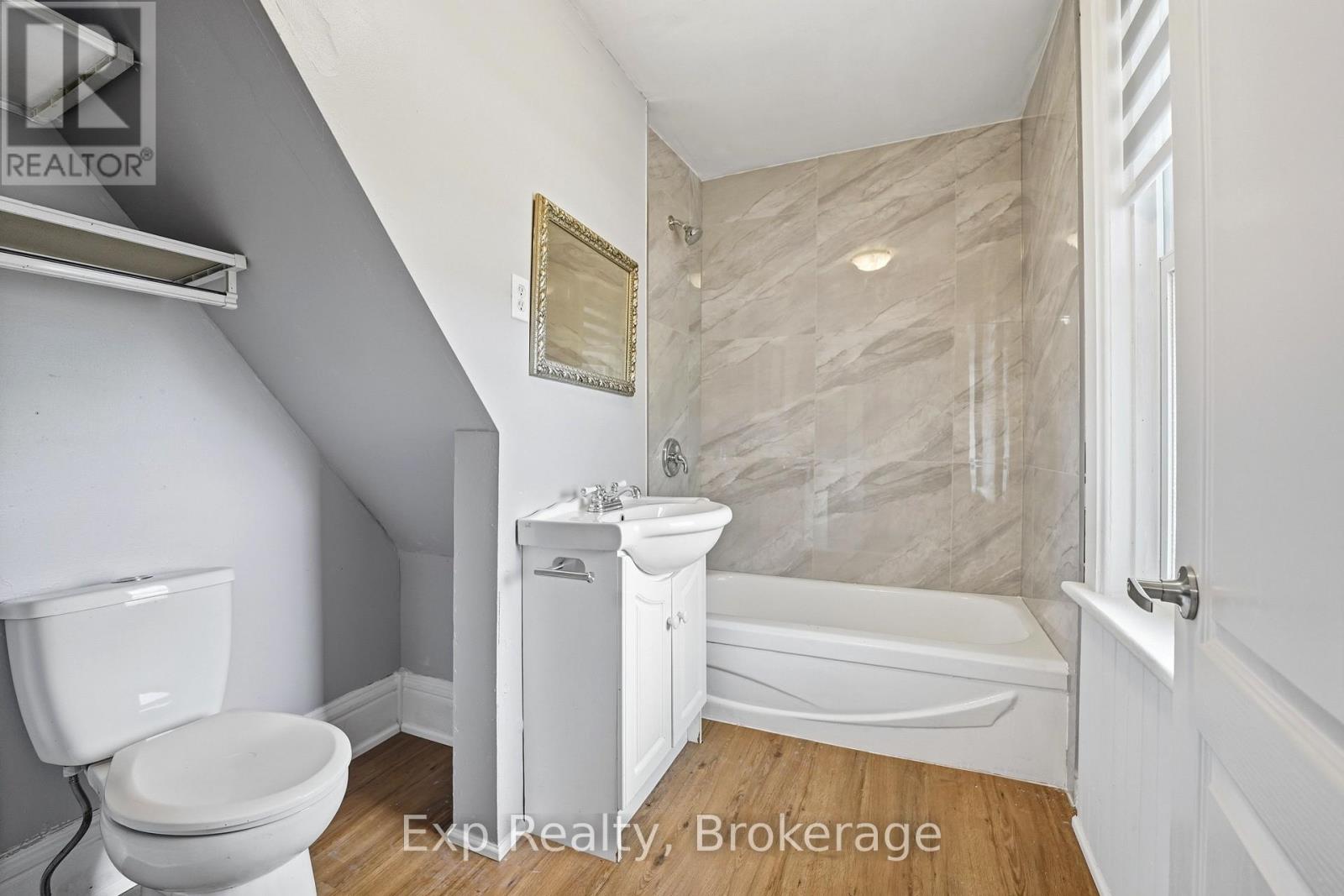 82 - 84 BURSTHALL STREET - Image 12