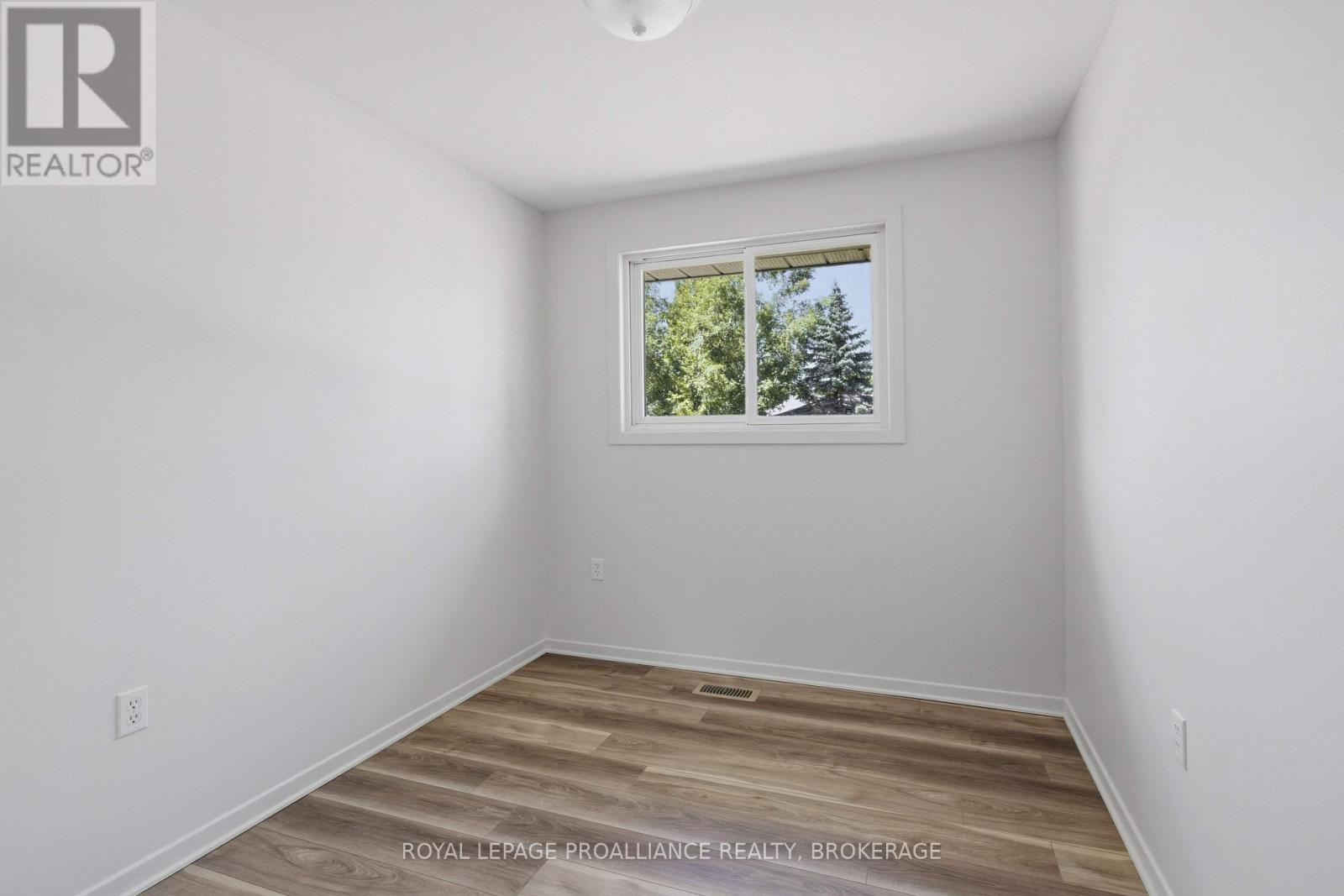 367 GEORGIANA STREET - 20