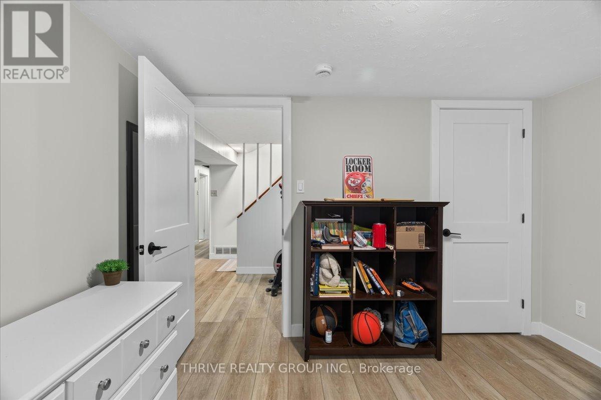 29 SOUTHLAND DRIVE - 25