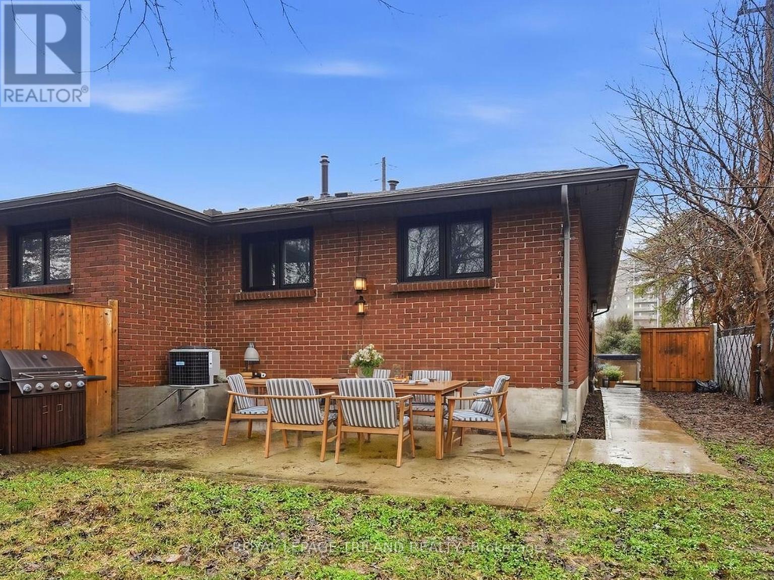 125 CONNAUGHT AVENUE - 28