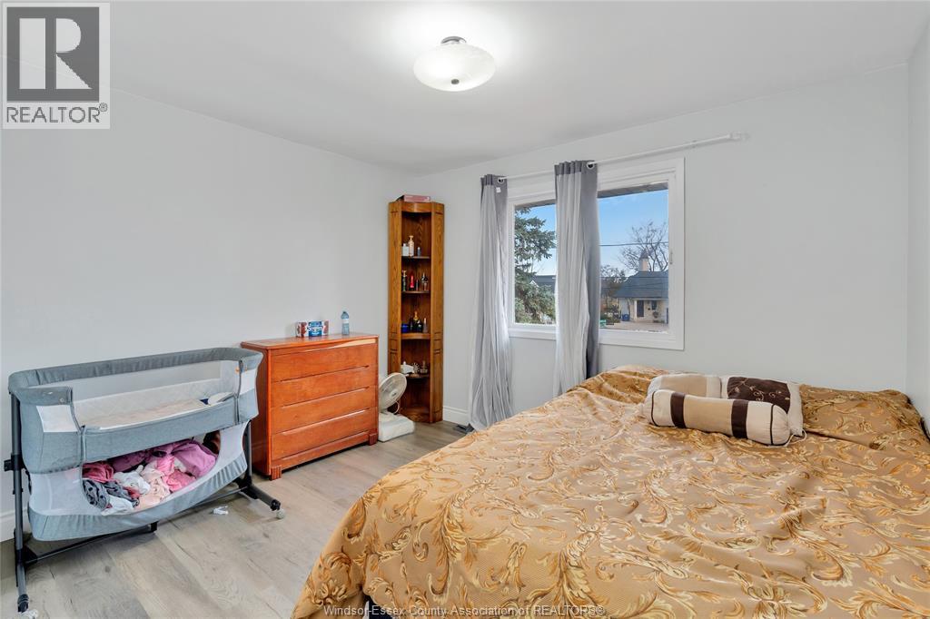 655 ROSELAND DRIVE South - 21