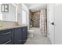 Bathroom - 80 Raymond Luhta Crescent, Mcnab/braeside, ON K7S3G8 Photo 7