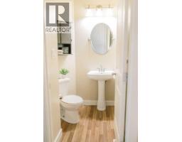 3pc Bathroom - 5007b 46 Street, Stettler, AB T4K1A7 Photo 14