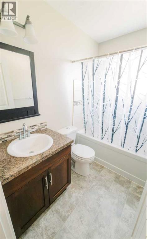 5007B 46 Street - 26