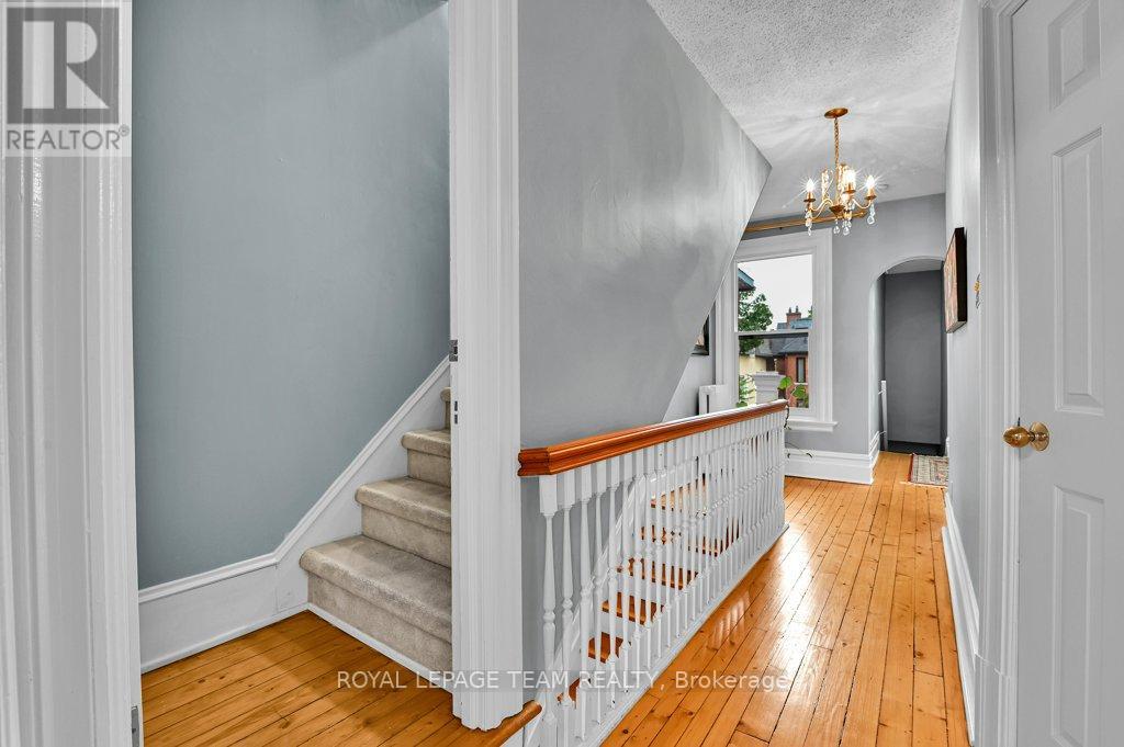4 Bed, 3 Bath House for Sale in Ottawa – 7 THIRD AVENUE, Ottawa – MLS# X13633956 - Image 23