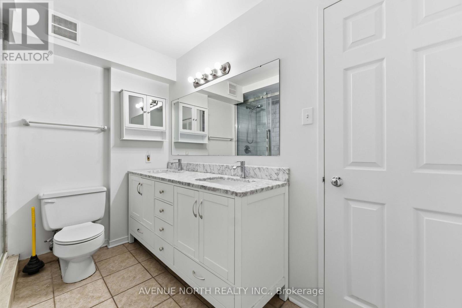 2 Bed, 1 Bath House for Sale in Ottawa – 1409 – 199 KENT STREET, Ottawa – MLS# X13633986 - Image 18