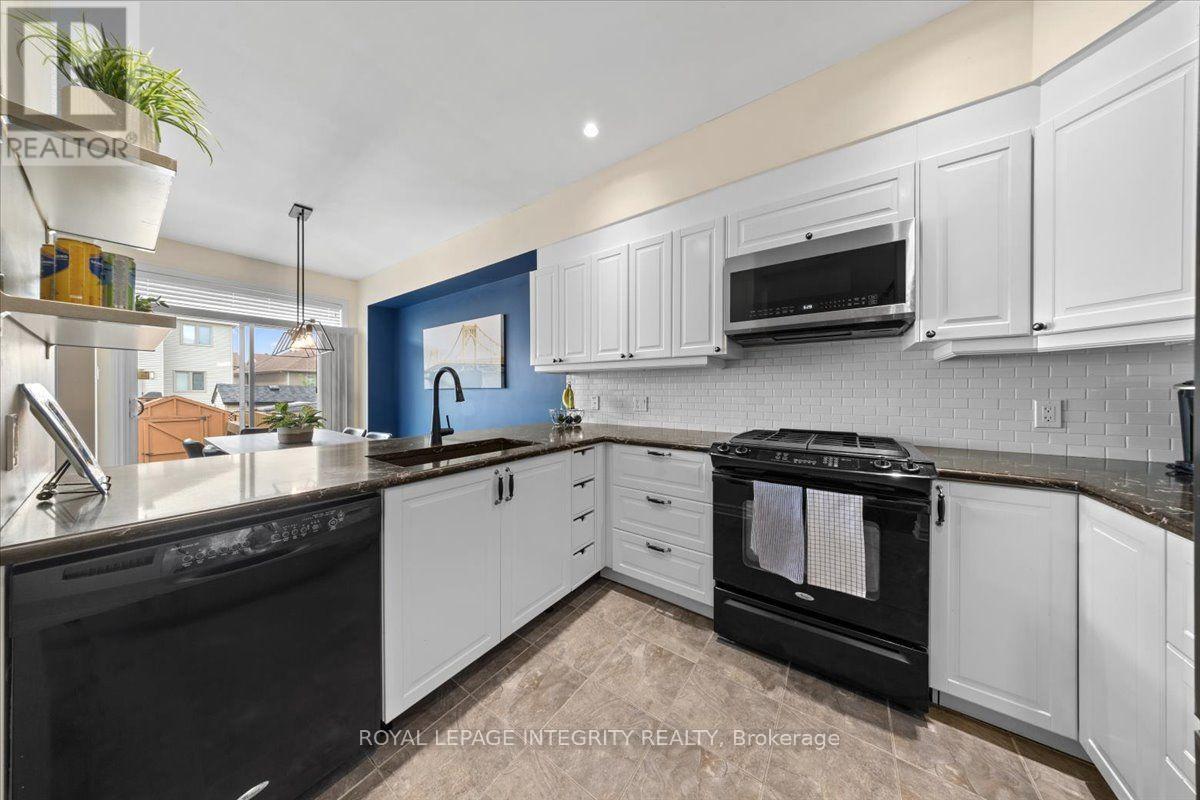1433 COMFREY CRESCENT - Image 13