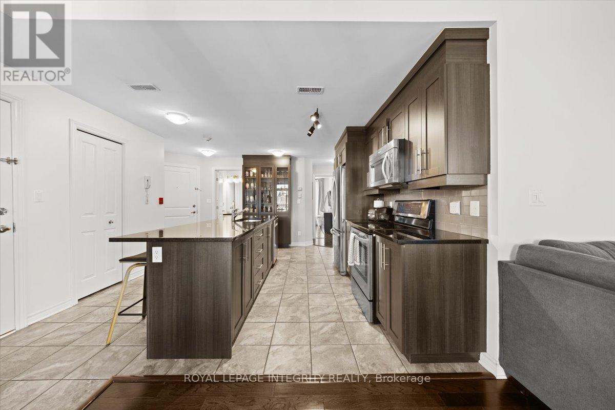 2 Bed, 2 Bath House for Sale in Ottawa – 5 – 100 PRESTIGE CIRCLE, Ottawa – MLS# X13634020 - Image 8