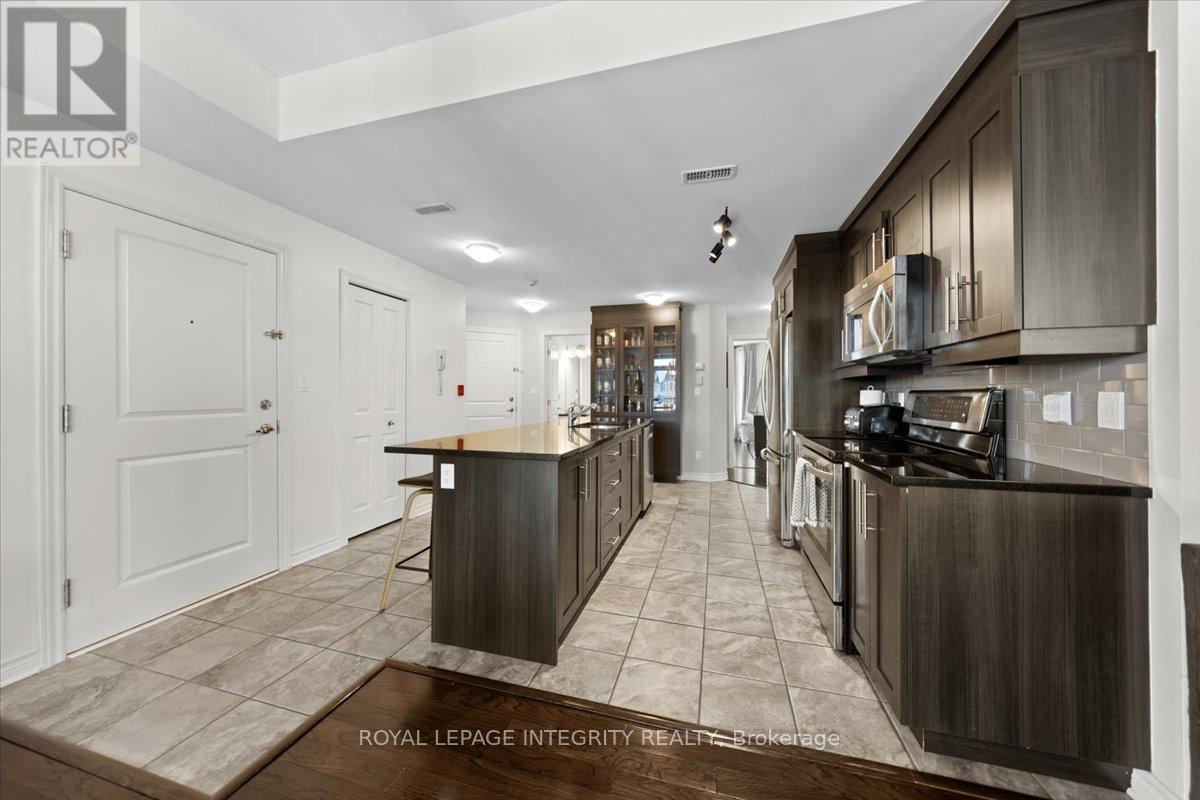 2 Bed, 2 Bath House for Sale in Ottawa – 5 – 100 PRESTIGE CIRCLE, Ottawa – MLS# X13634020 - Image 9