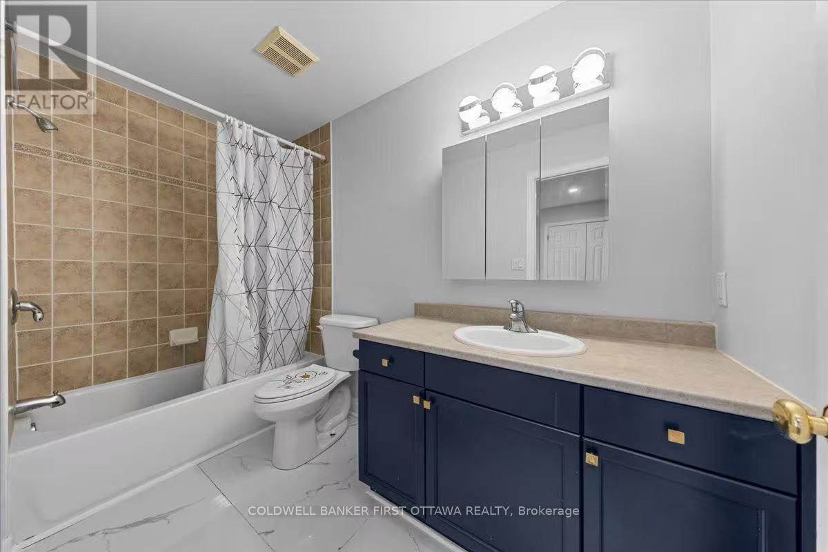 4 Bed, 3 Bath House for Sale in Ottawa – 520 PINE VISTA DRIVE E, Ottawa – MLS# X13634144 - Image 38