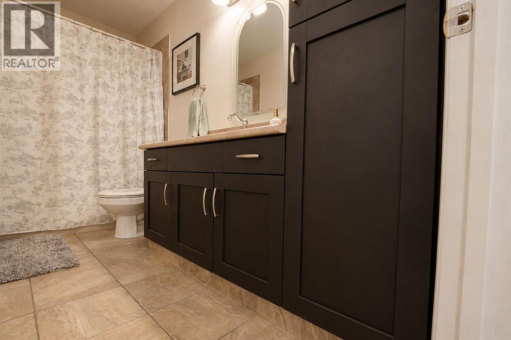 12701 Lakeshore Drive - Image 29