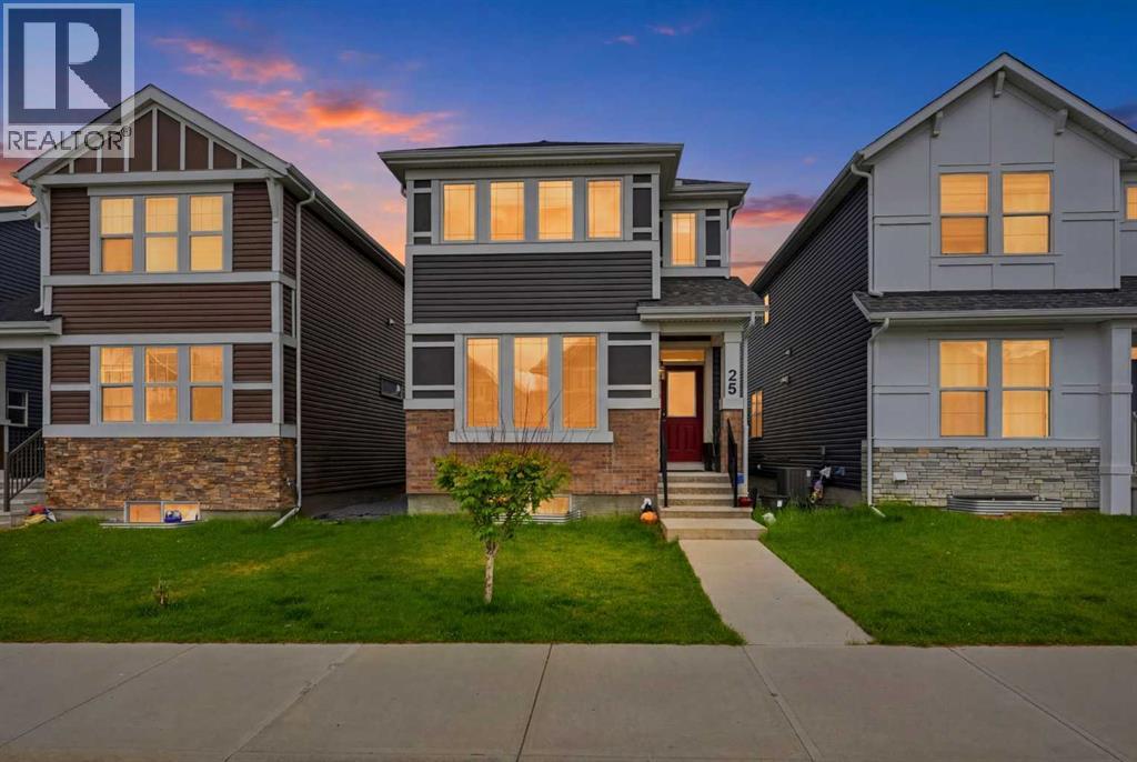 25 Red Sky Way NE