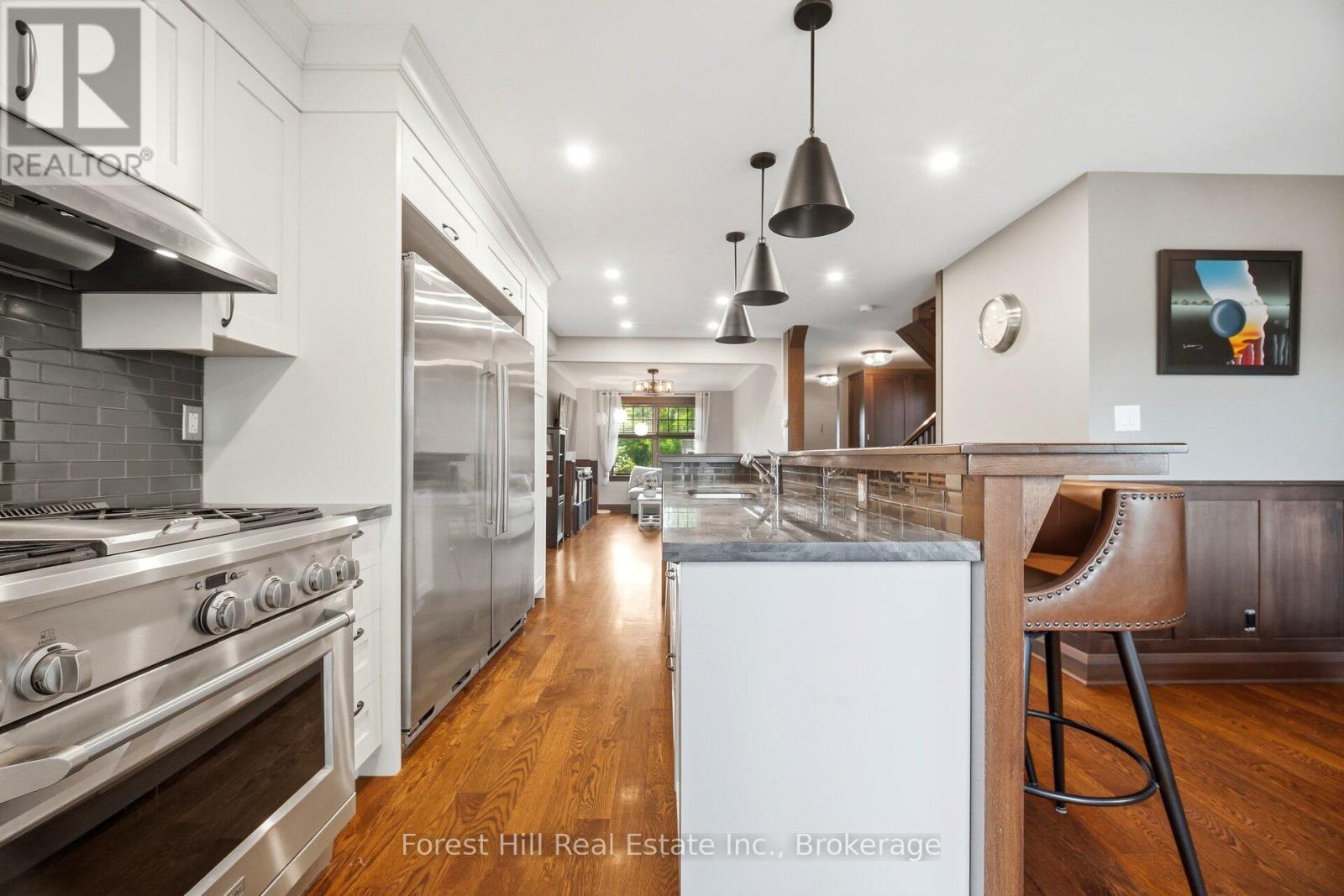 39 BROADVIEW AVENUE - 10
