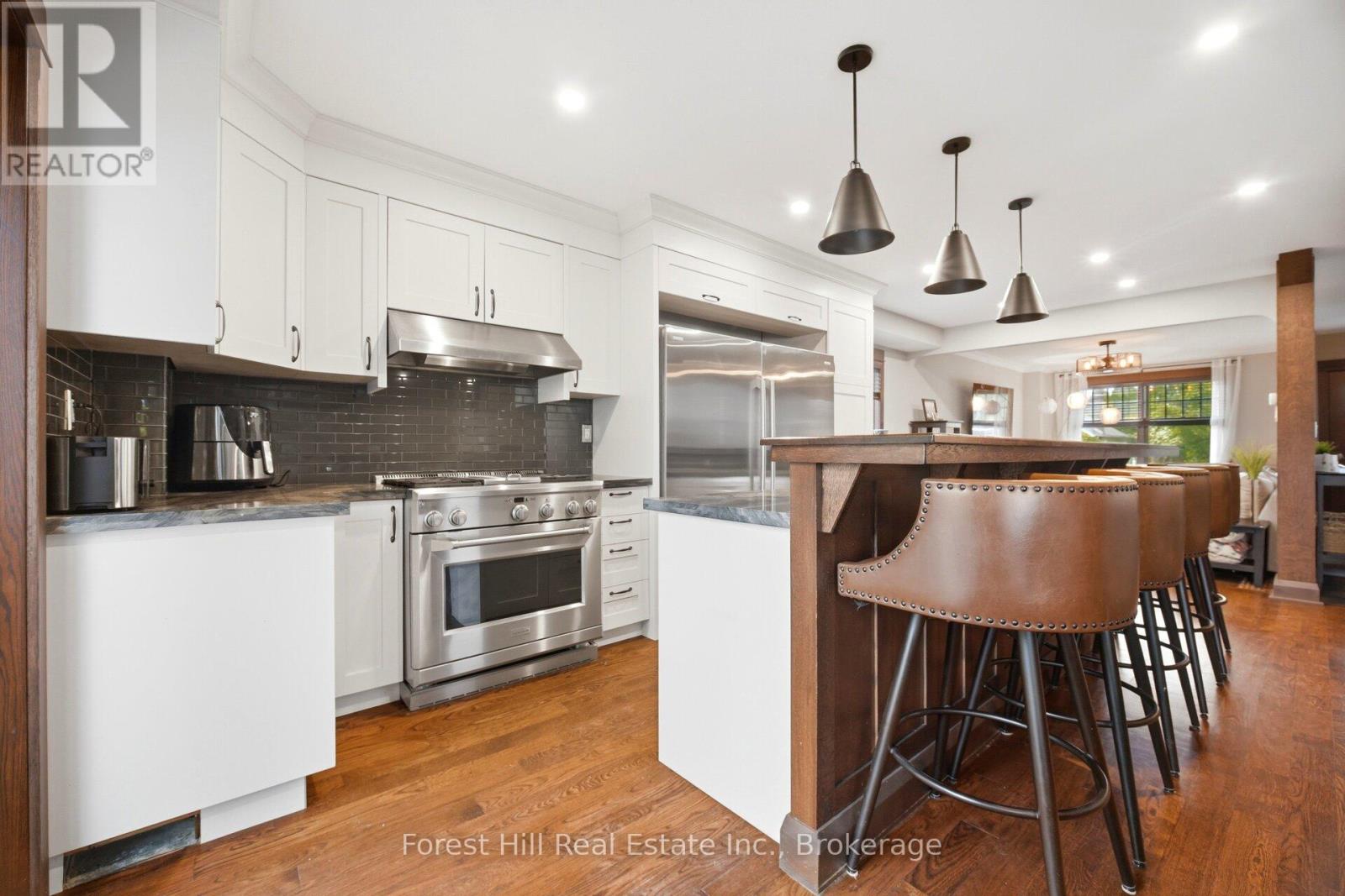 39 BROADVIEW AVENUE - 11