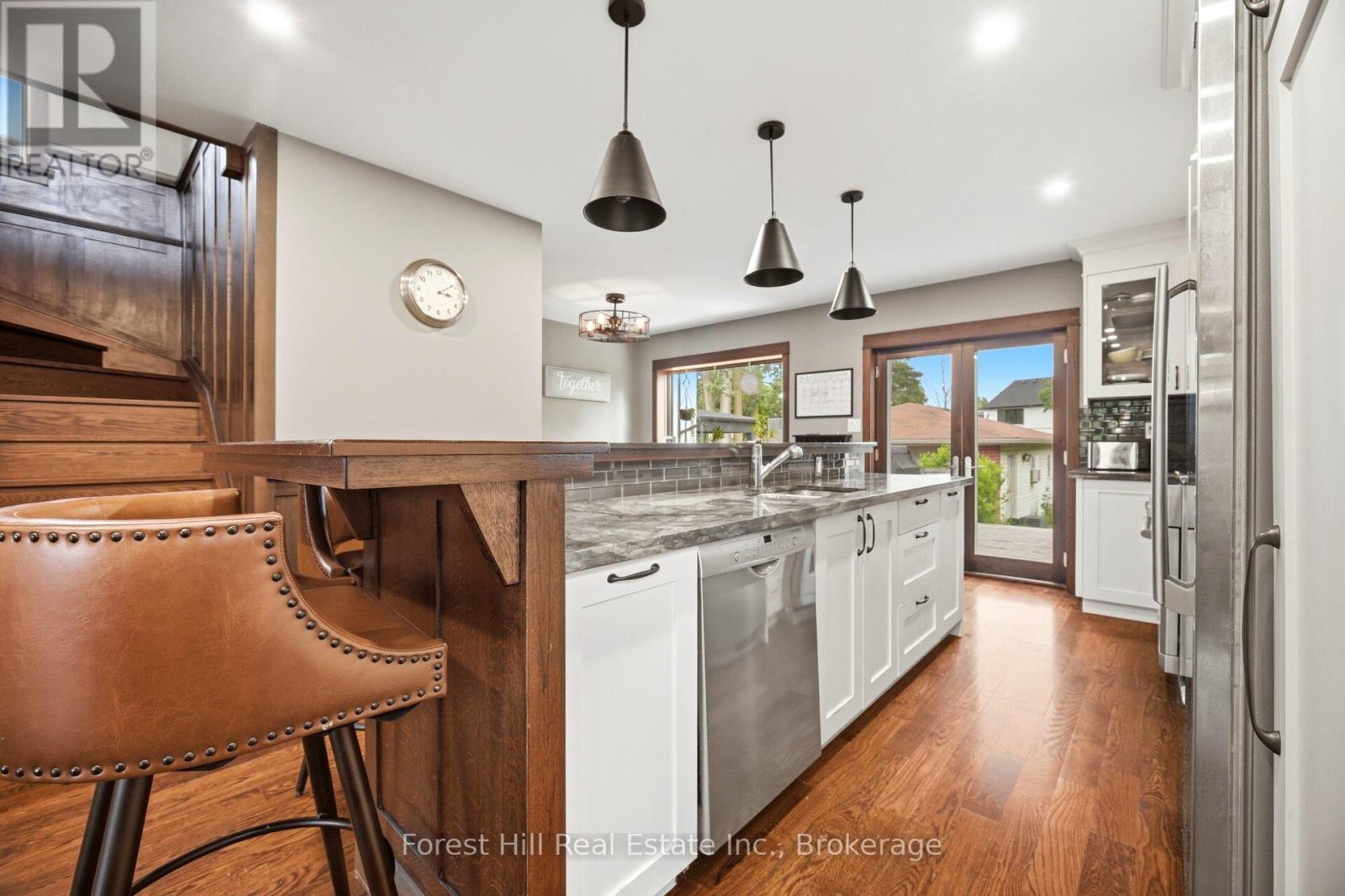 39 BROADVIEW AVENUE - Image 14