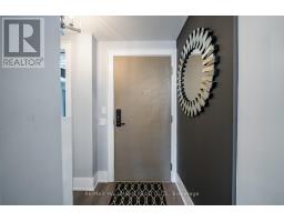 301 - 118 Merchants' Wharf, Toronto, ON M5A0L3 Photo 7