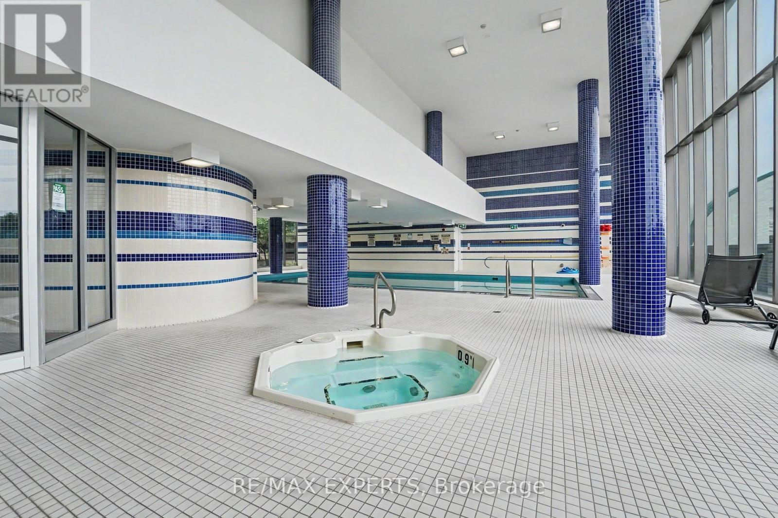 #1001 55 EAST LIBERTY STREET - 34