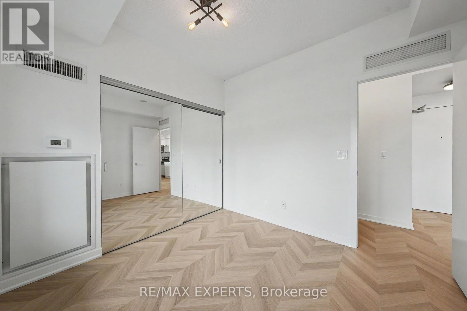 #715 55 EAST LIBERTY STREET - 23